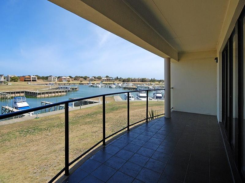 21 Vesta Drive, Hindmarsh Island SA 5214