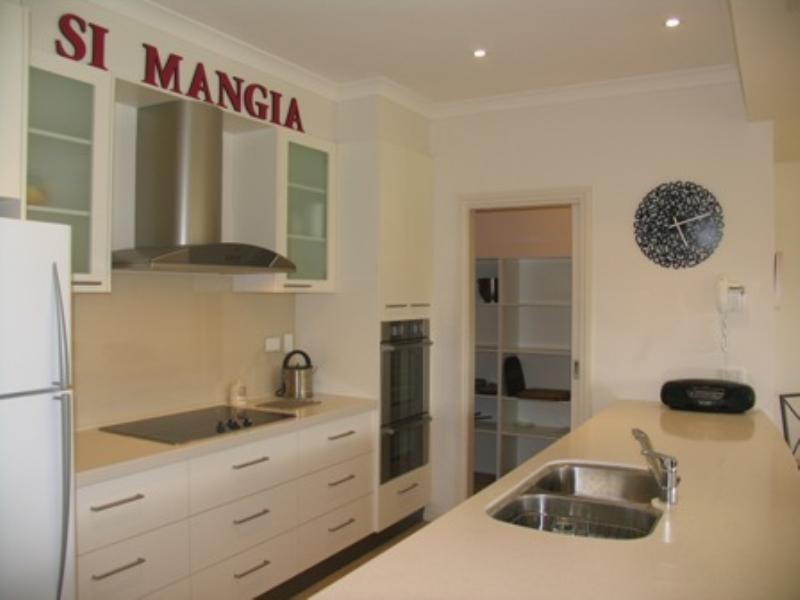 13a Strangways Terrace, Port Elliot SA 5212