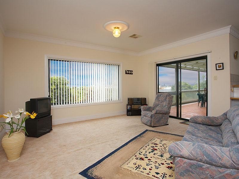 26 High Street, Victor Harbor SA 5211