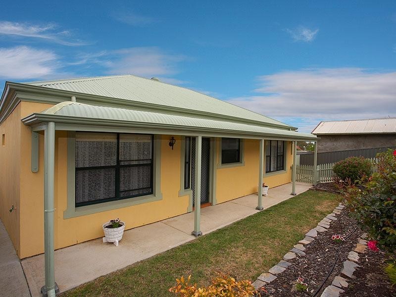 26 High Street, Victor Harbor SA 5211