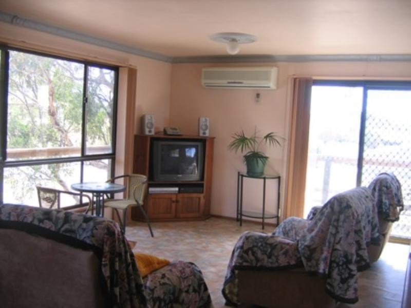 8 Knight Street, Goolwa Beach SA 5214