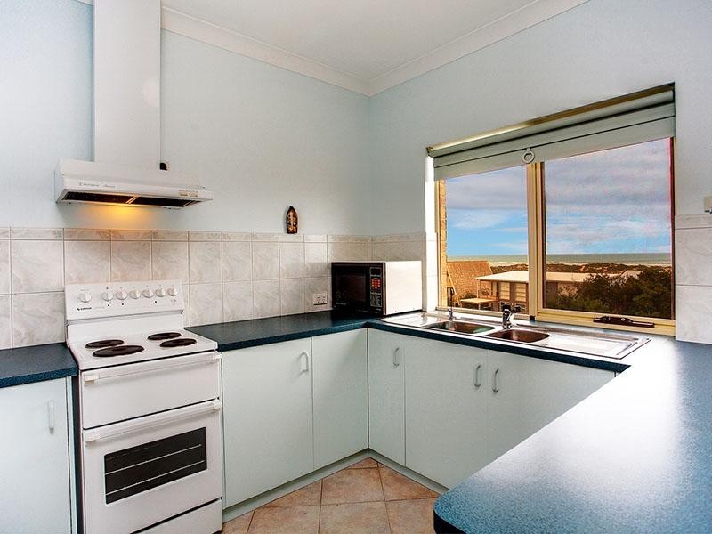 30 Neighbour Avenue, Goolwa Beach SA 5214