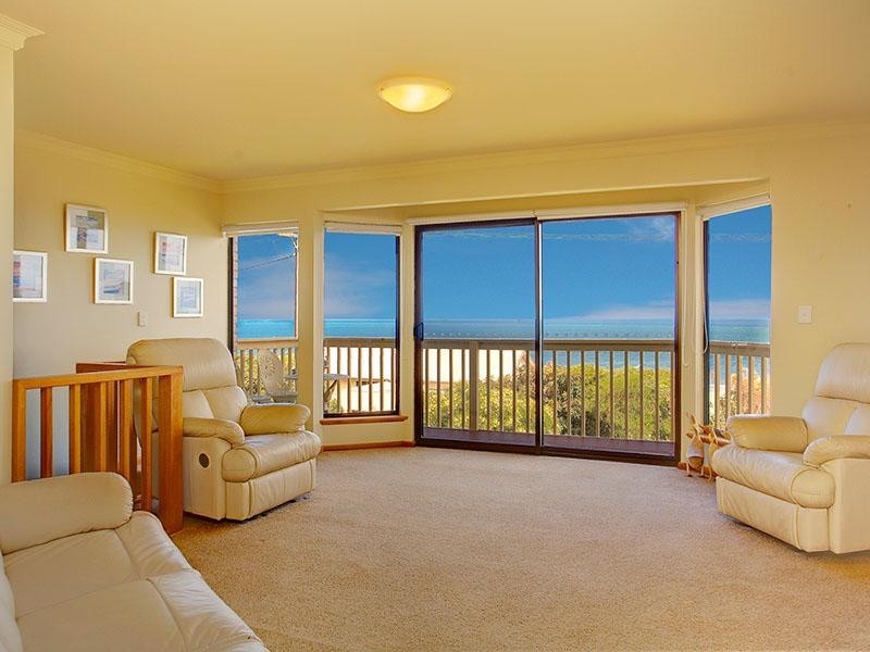 23 Bluffview Road, Victor Harbor SA 5211