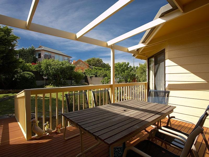 23 Bluffview Road, Victor Harbor SA 5211