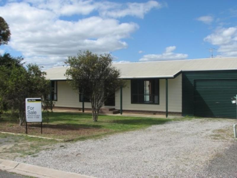 6 Avoca Street, Goolwa SA 5214