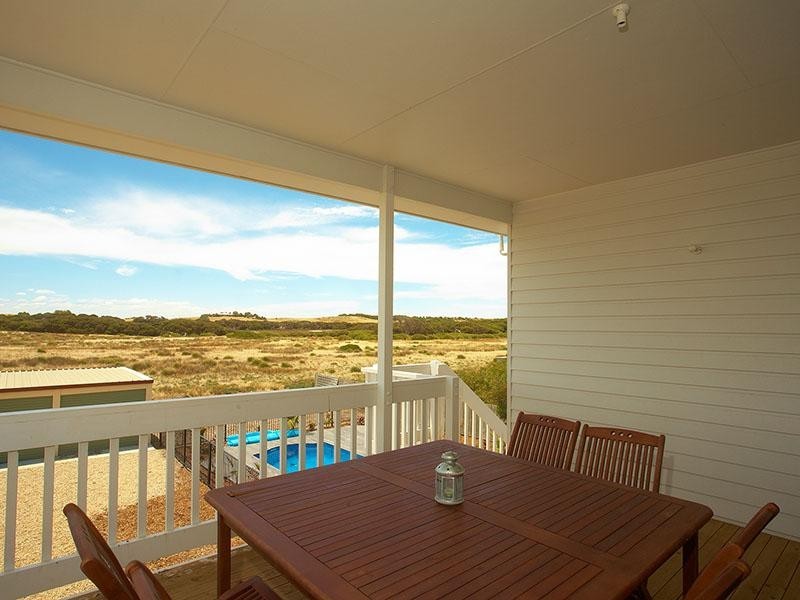 60 Newell Avenue, Middleton SA 5213