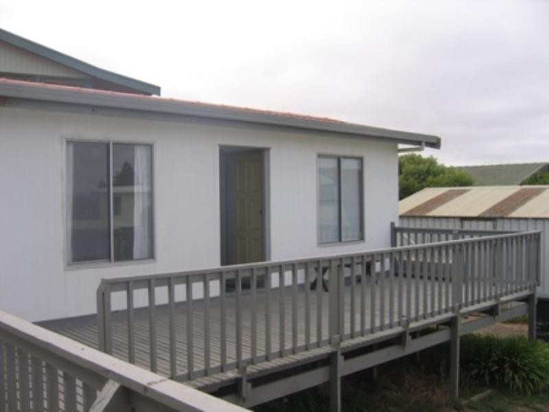 6 Hewett Road, Goolwa Beach SA 5214