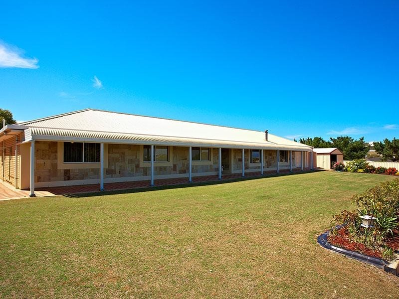 68 North Terrace, Port Elliot SA 5212