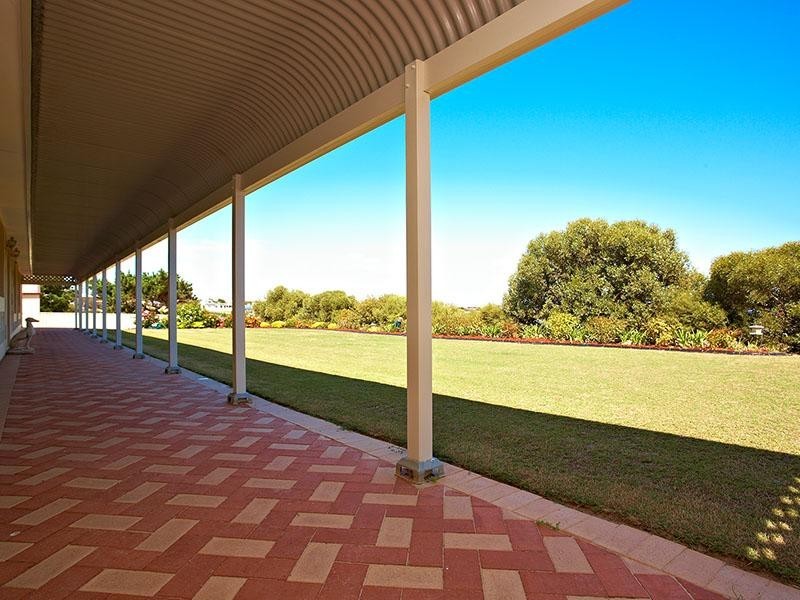 68 North Terrace, Port Elliot SA 5212