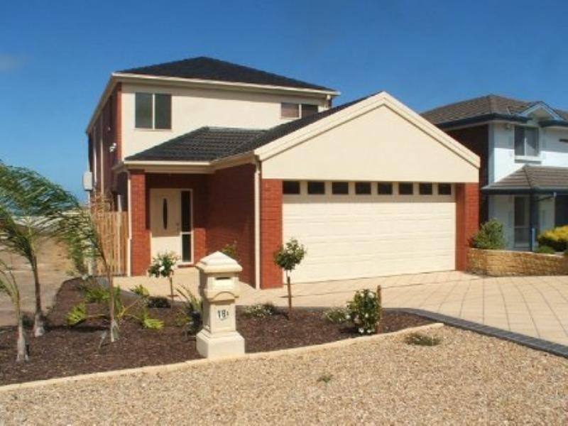 18a Norma Crescent, Encounter Bay SA 5211