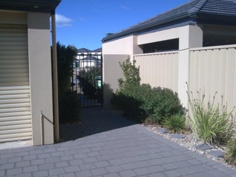 1 Vesta Drive, Hindmarsh Island SA 5214