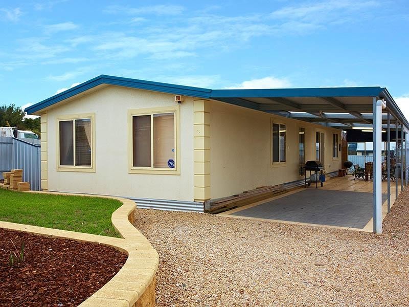 17 Kemp Street, Goolwa Beach SA 5214