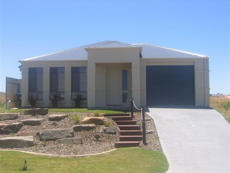 104 Wentworth Parade, Hindmarsh Island SA 5214