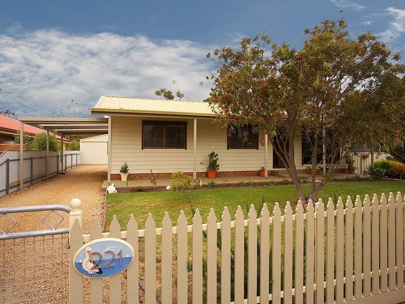 221 Fenchurch Street, Goolwa SA 5214