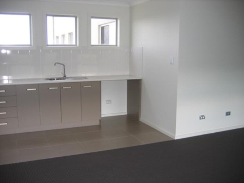 9 Blanche Parade, Hindmarsh Island SA 5214