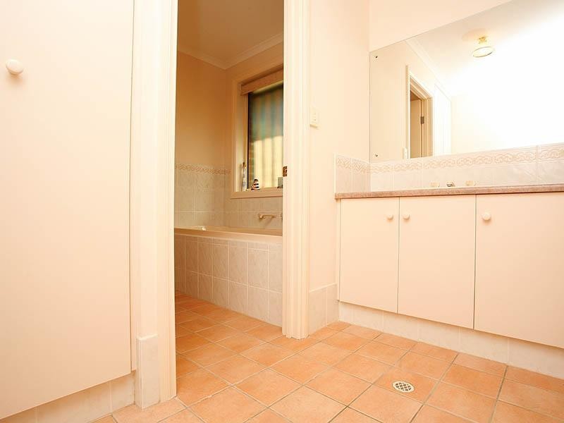 11 Woodrow Way, Goolwa SA 5214