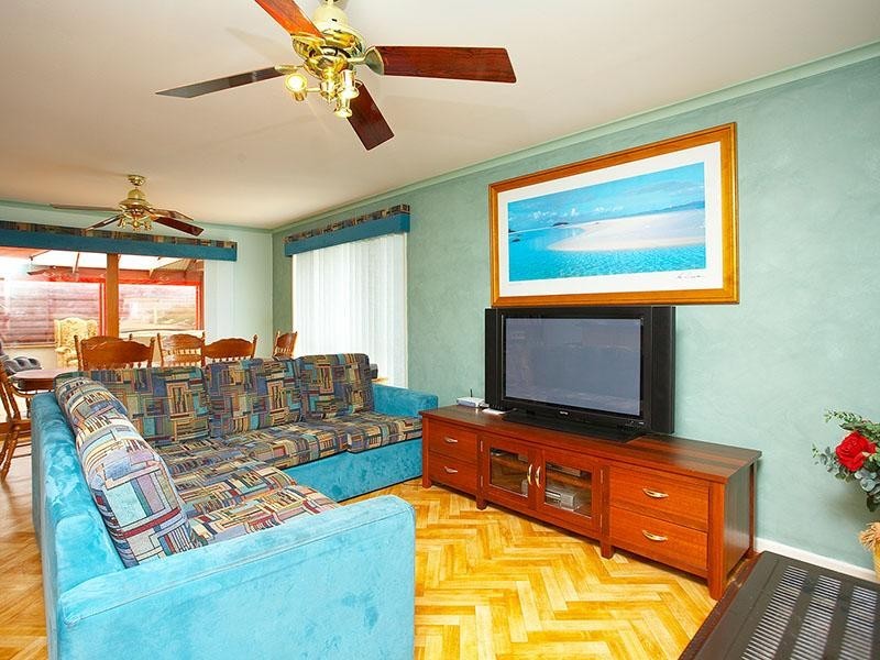 18 St Lukes Street, Port Elliot SA 5212