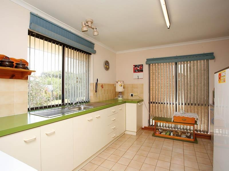 9 Beryl Court, Middleton SA 5213