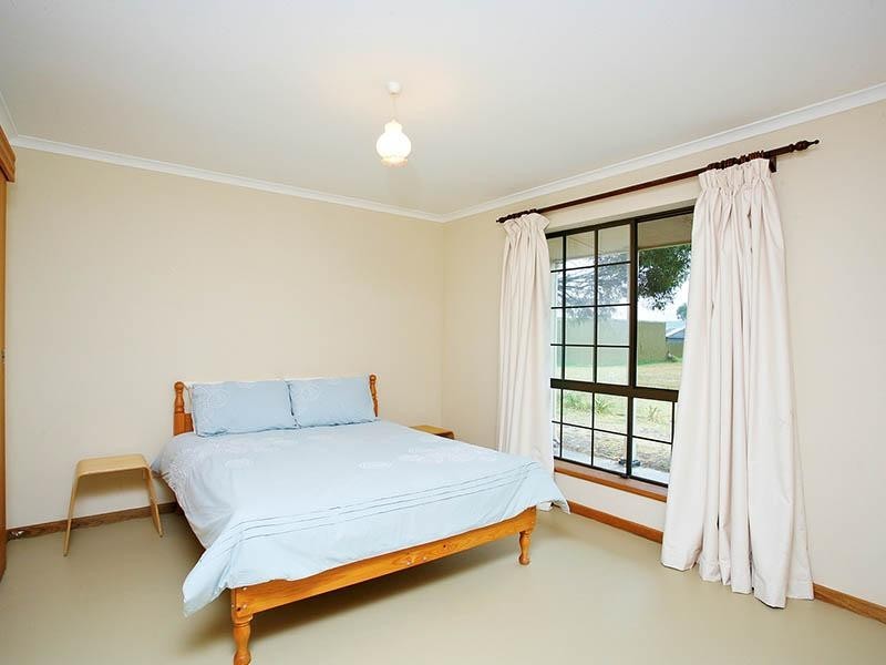 64 Edison Street, Hindmarsh Island SA 5214