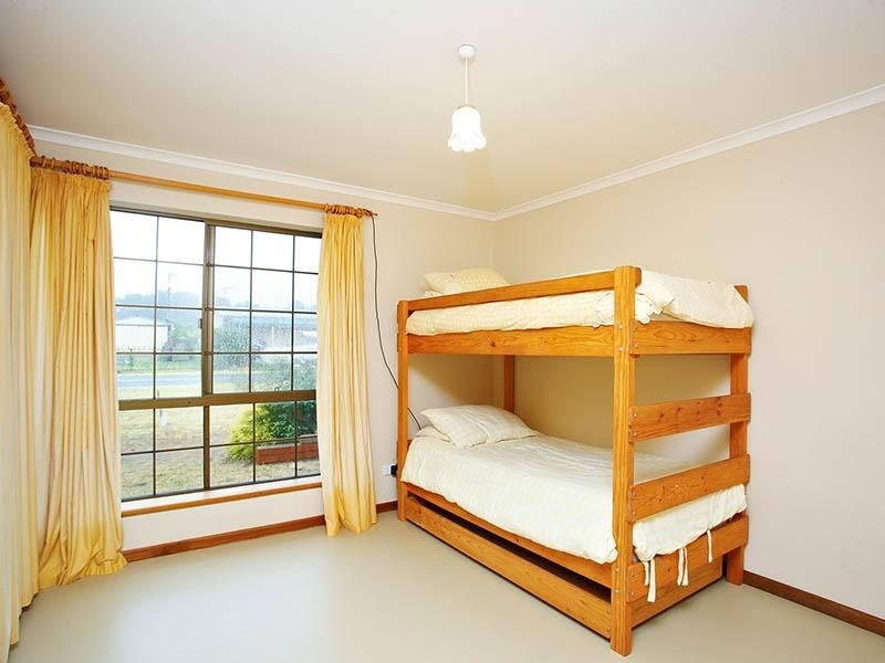 64 Edison Street, Hindmarsh Island SA 5214