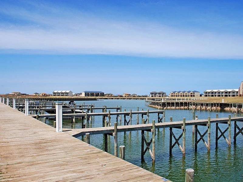 35 Vesta Drive, Hindmarsh Island SA 5214