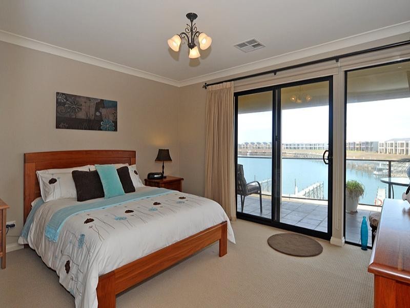 35 Vesta Drive, Hindmarsh Island SA 5214