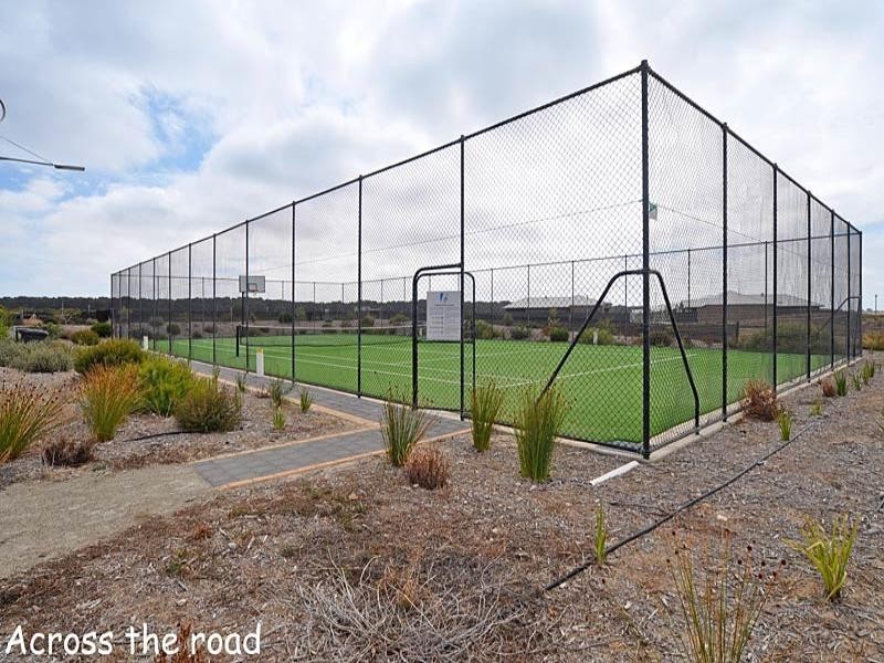 35 Vesta Drive, Hindmarsh Island SA 5214