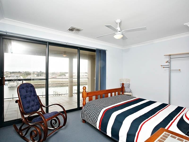 10 Tolarno Drive, Hindmarsh Island SA 5214