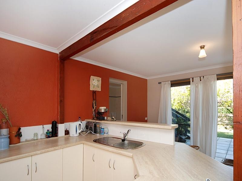 39 Grantley Avenue, Victor Harbor SA 5211