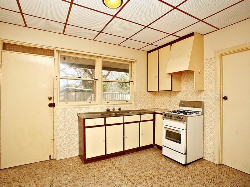 12 Jetty Road, Largs Bay SA 5016