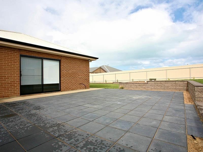 5 Cormorant Court, Middleton SA 5213