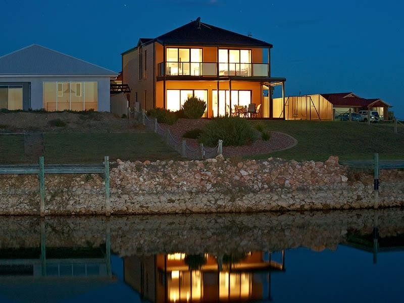 163 Excelsior Parade, Hindmarsh Island SA 5214