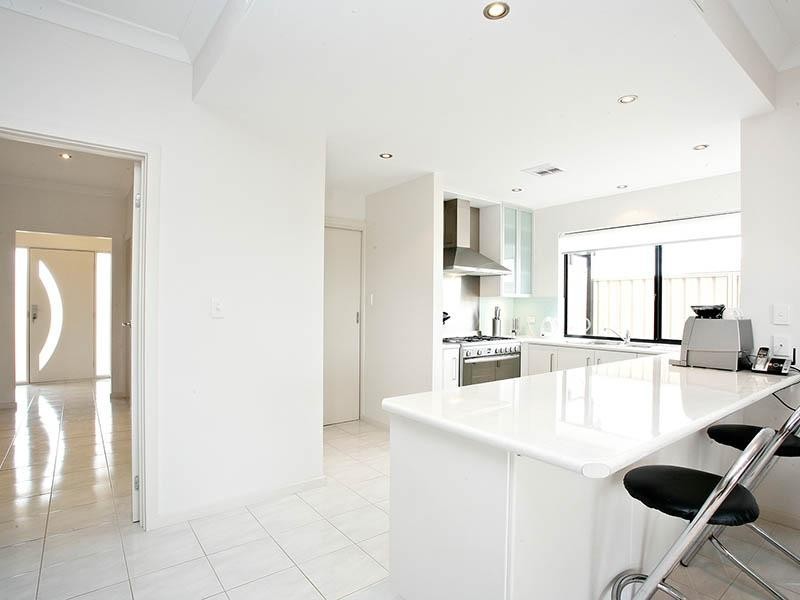 163 Excelsior Parade, Hindmarsh Island SA 5214