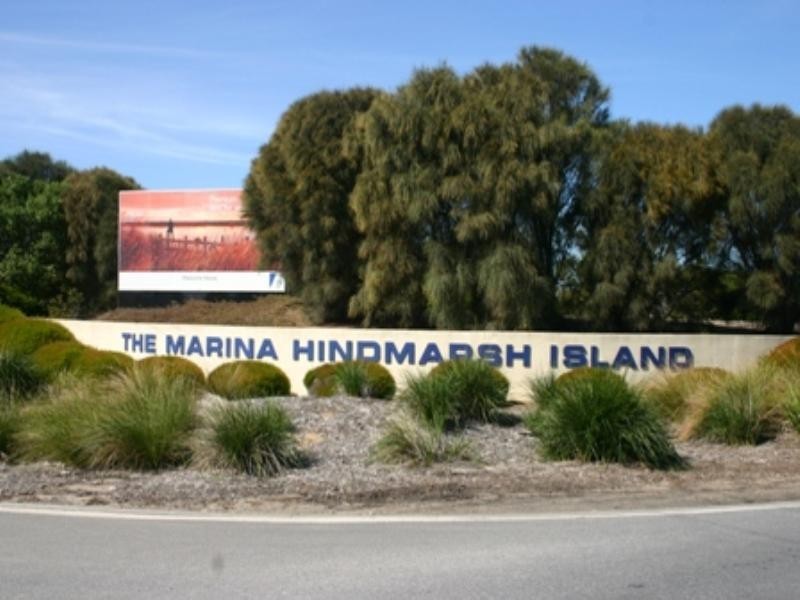 21 Arcadia Avenue, Hindmarsh Island SA 5214