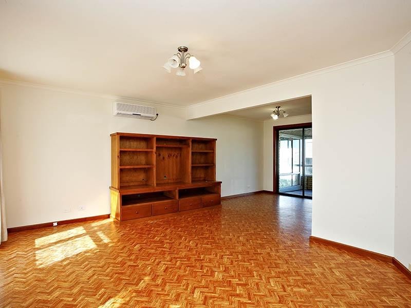 9 Hazel Street, Goolwa Beach SA 5214