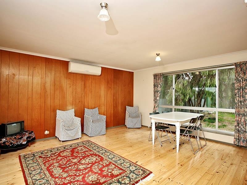 36 Sidney Parade, Hindmarsh Island SA 5214