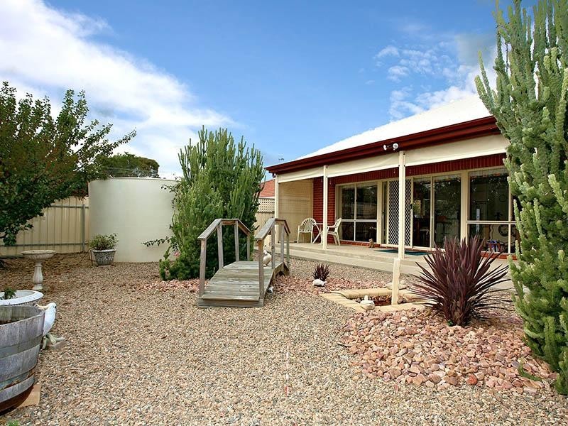 5 Burt Avenue, Goolwa North SA 5214