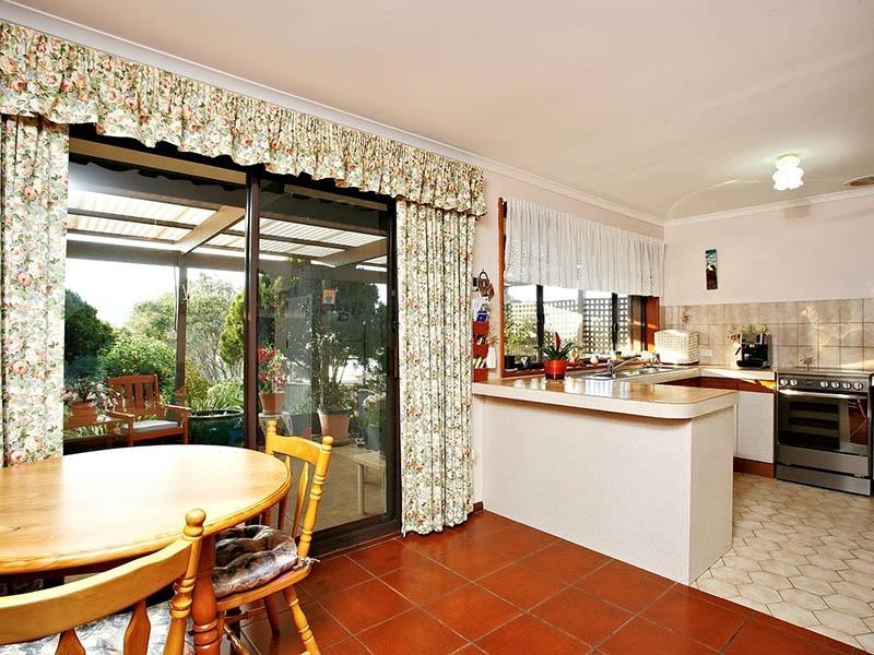 56 Albatross Avenue, Hayborough SA 5211