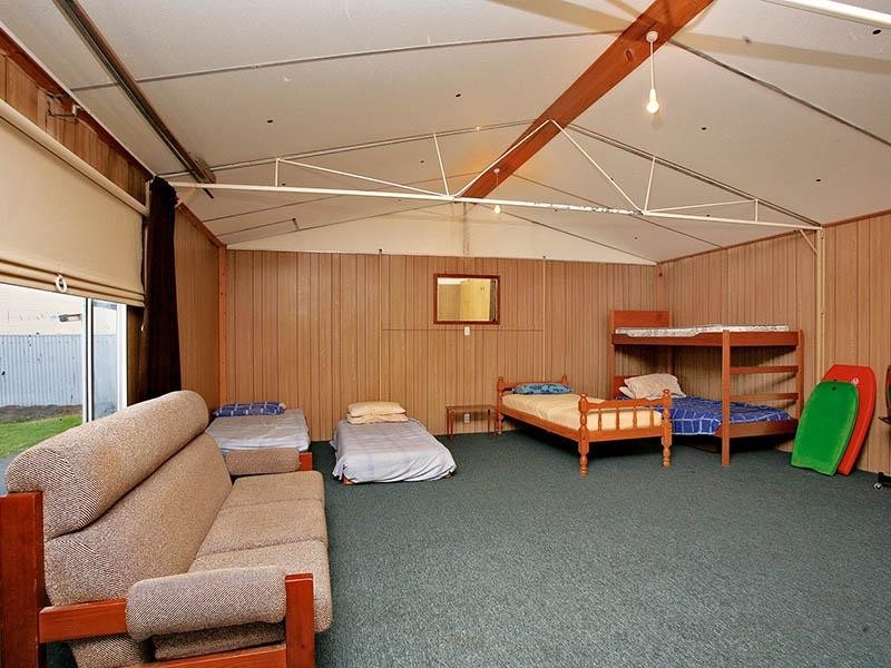 24 Dover Road, Middleton SA 5213