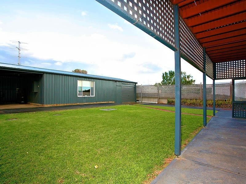 24 Dover Road, Middleton SA 5213