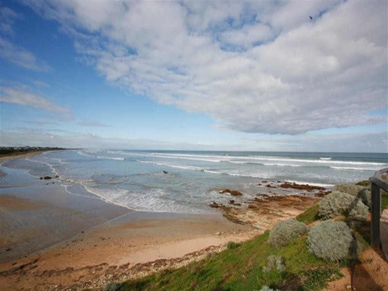 24 Dover Road, Middleton SA 5213