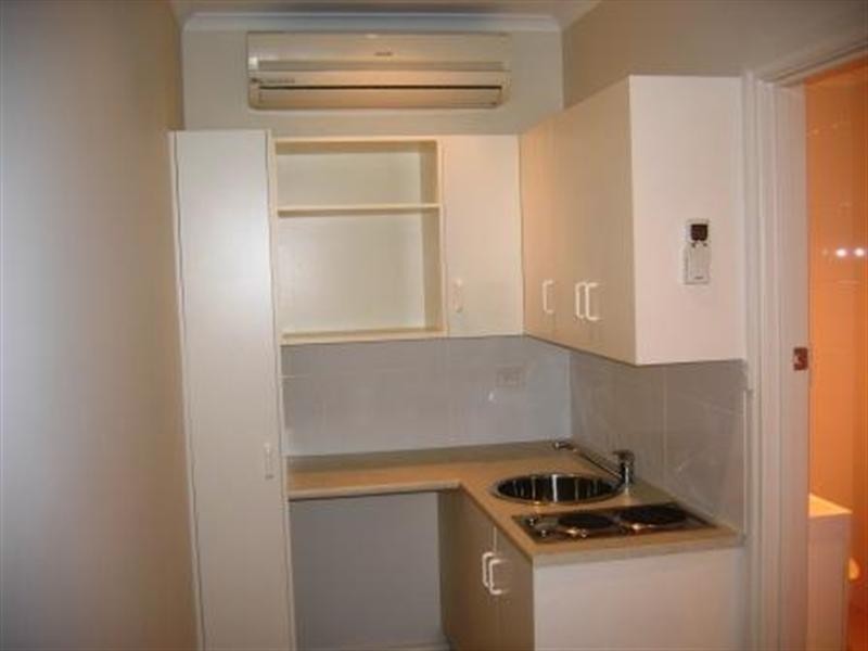 Unit 18 Bayview Victor 11-17 HIndmarsh Road, Victor Harbor SA 5211