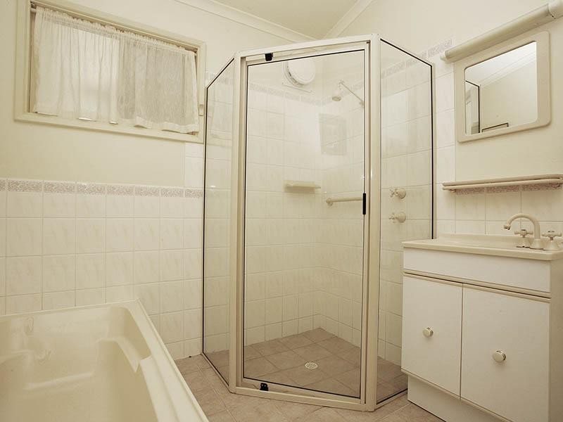 18 Elizabeth Crescent, Middleton SA 5213