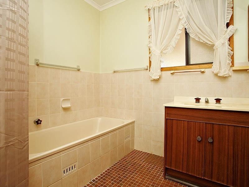 7 Elizabeth Crescent, Middleton SA 5213