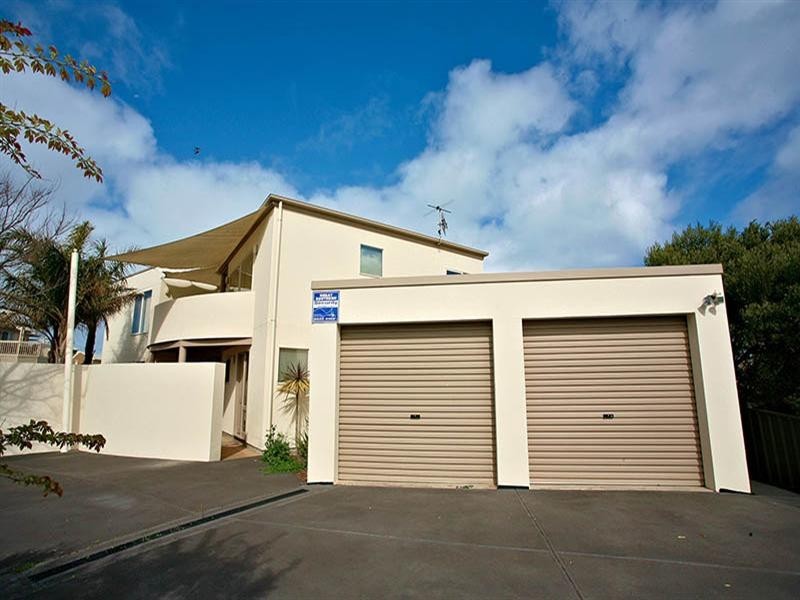 12 St lukes Street, Port Elliot SA 5212