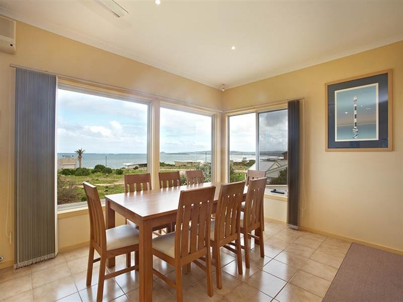 12 St lukes Street, Port Elliot SA 5212