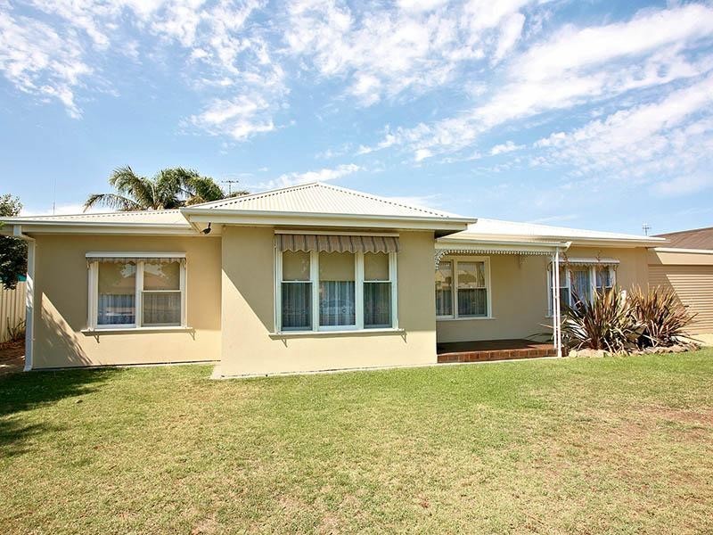12 Loveday Street, Goolwa SA 5214