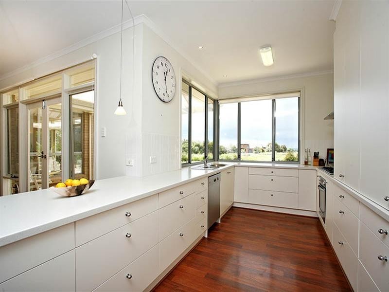 16 Stock Drive, Port Elliot SA 5212