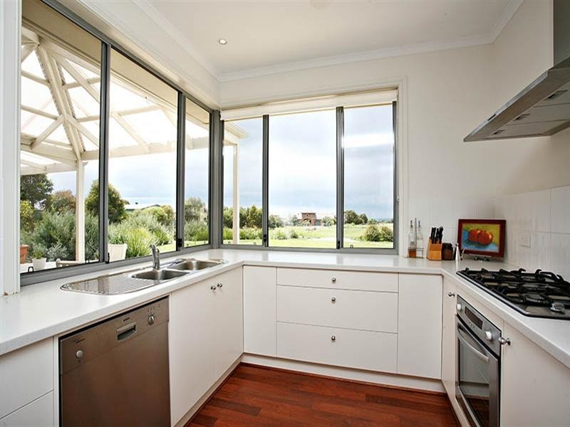 16 Stock Drive, Port Elliot SA 5212