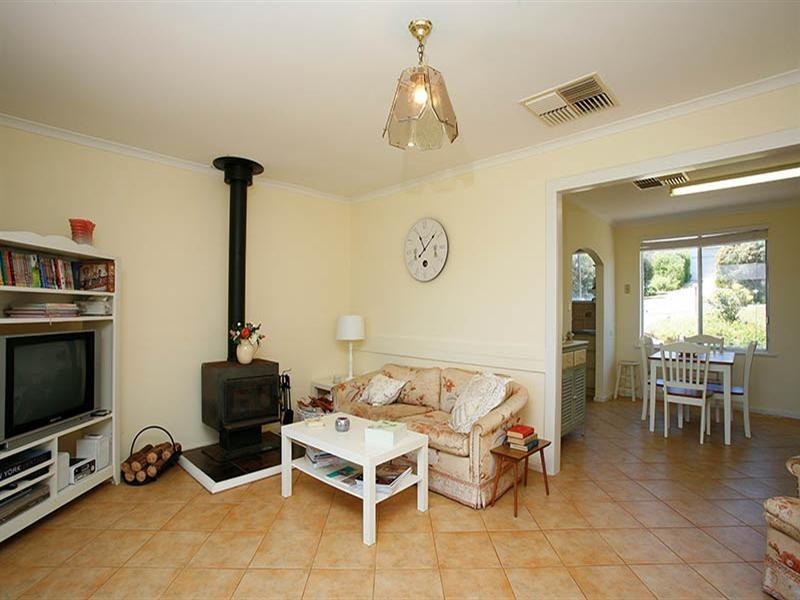 12 Seagull Avenue, Hayborough SA 5211